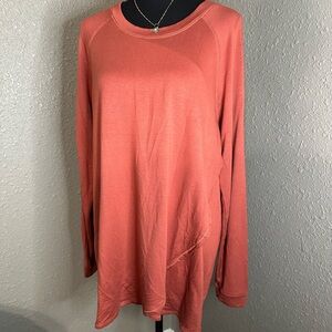NWOT INK LOVE AND PEACE Tulip Hem Long Sleeve Tee‎ in burnt orange